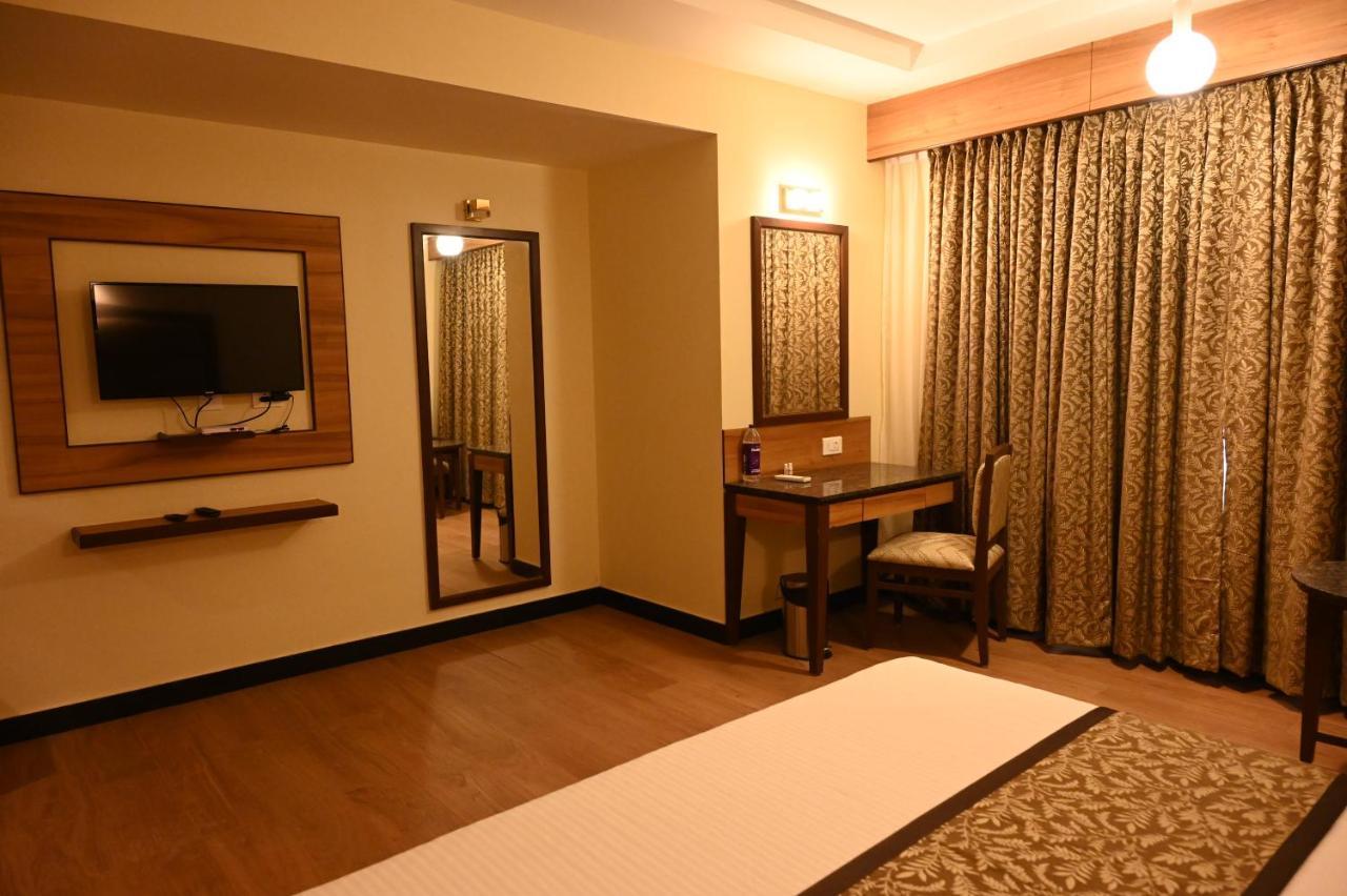 Hotel Sms Grand Imperial Vellore Exterior foto